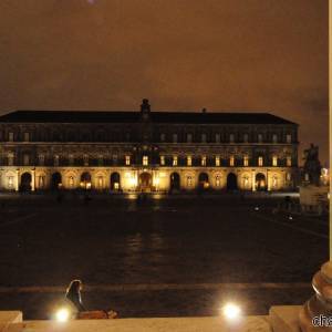 A Piazza del Plebiscito il Palazzo Reale