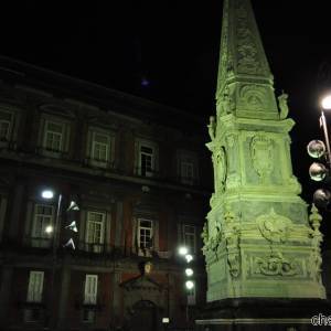 Passeggita tra Paizza del Gesù, Piazza San Domenico Maggiore alla ricerca di pastori ( (27)