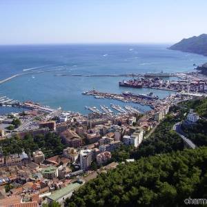 Panorama di Salerno con vista dall’alto dell’Arechi