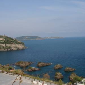 ischia ponte scogli sant’anna