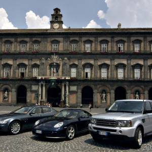 Parco auto a disposizione dei clienti della Turco Global Service