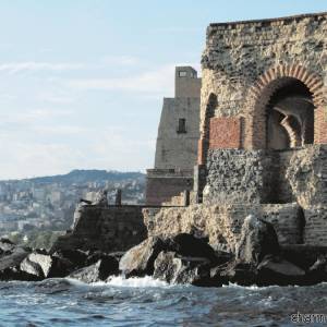 La punta dell’isolotto di Megaride dove sorge il Castel dell’Ovo