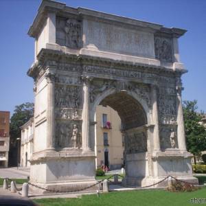 Arco di Benevento