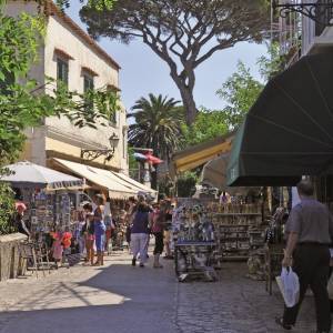 Le vie dello shopping a Capri