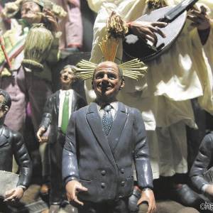 Pastori raffiguranti personaggi attuali in esposizione a San Gregorio Armeno