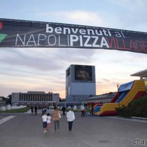 Benvenuti a Napoli pizza village