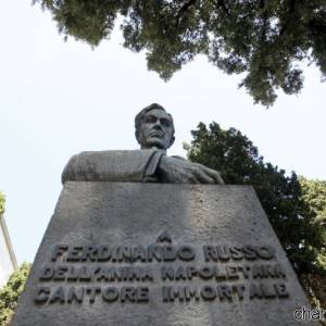 La lapide di Ferdinando Russo