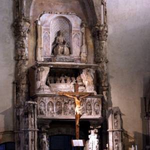 Nella Chiesa di Santa Chiara la tomba di Roberto D’Angiò