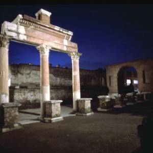 Pompei scavi di notte II