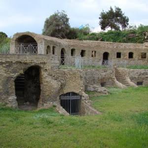 Tomba di Agrippina a Bacoli