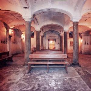 San Pietroa ad Aram, la cripta