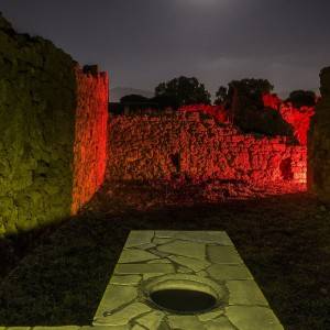 Pompei, Termopolio in Via di Castricio. Su concessione della Soprintendenza Speciale per Pompei, Ercolano e Stabia -® Mondadori Electa -® Photo by Luigi Spina (8)