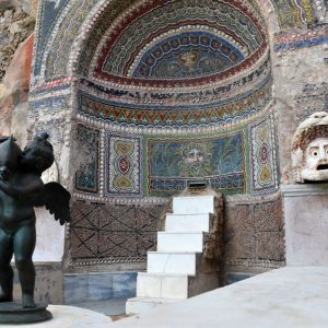 Pompei_Casa Fontana puttino_con_delfino